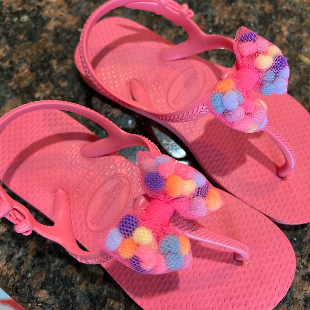 Havaianas Girls Pink Bow Sandals BRAND NEW!